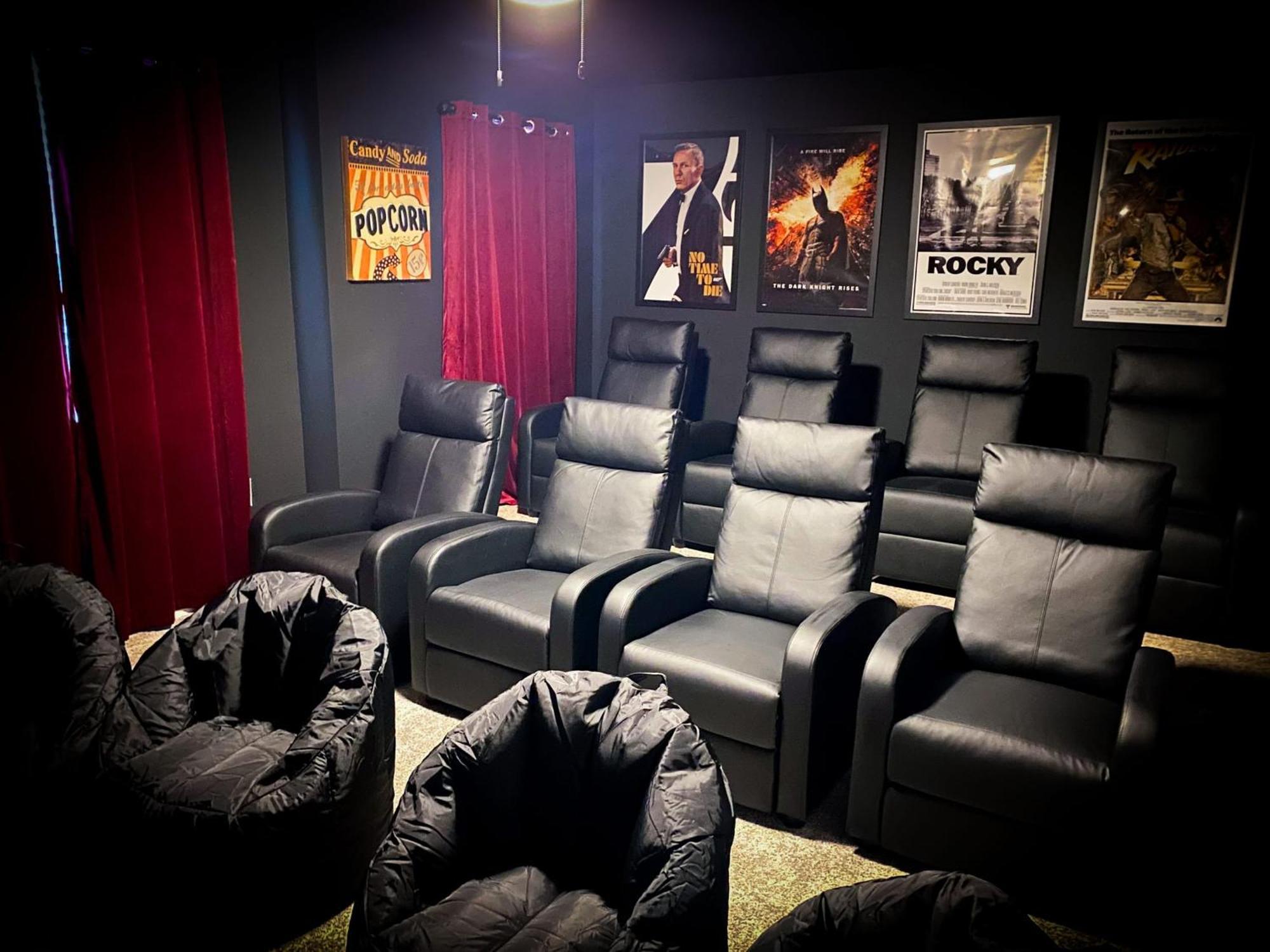 Magical Family Vacation Home Near Disney World At Storey Lake, Star Wars Gameroom, Pool, Theater, Mickey Slide, Sleeps Up To 28 Киссимми Экстерьер фото